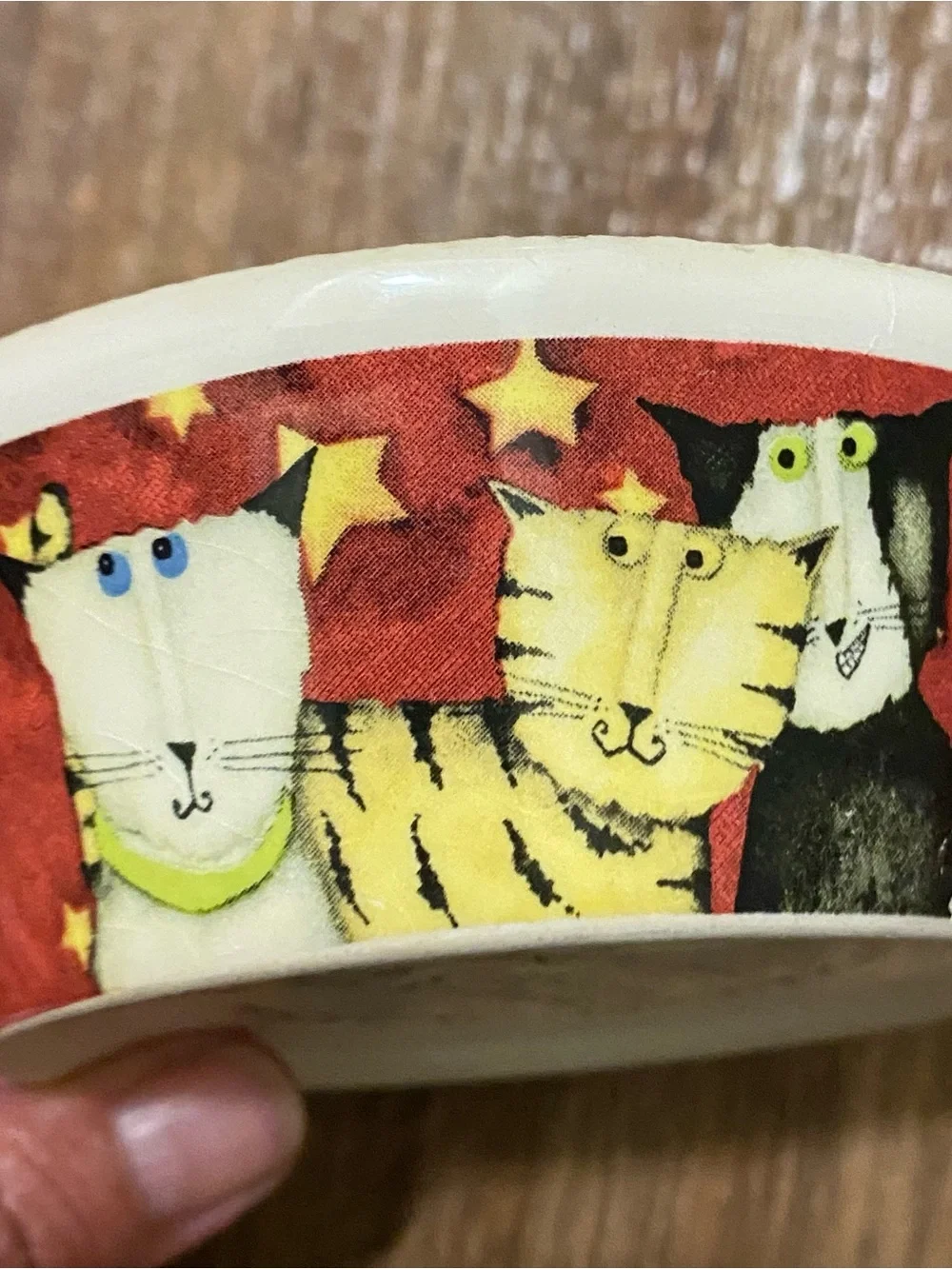 2012 Gibson Cat Food Bowl Cats Print On Red Stars By Debi Hron 4.25” Round